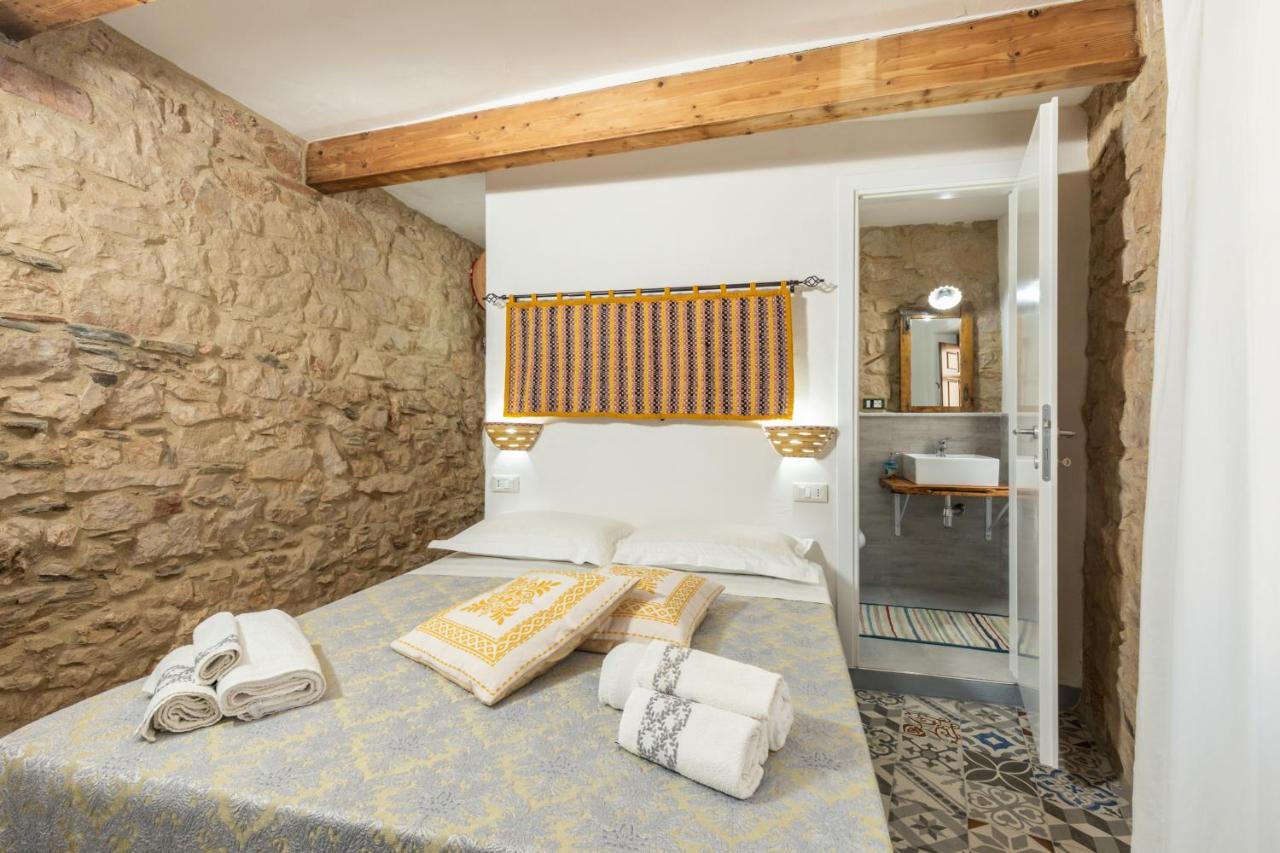 מלון באוני Bed And Terrace Caterina מראה חיצוני תמונה