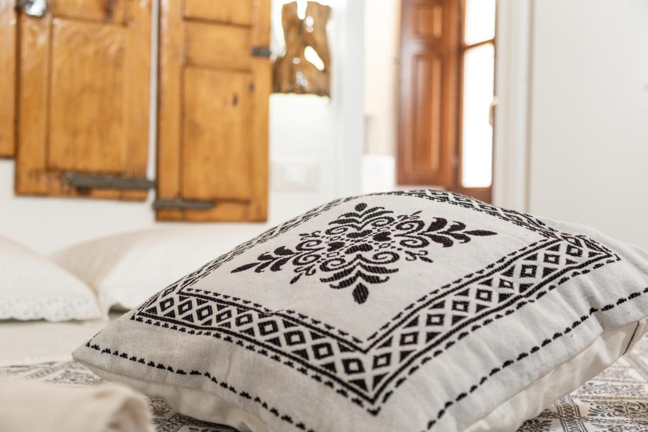 מלון באוני Bed And Terrace Caterina מראה חיצוני תמונה